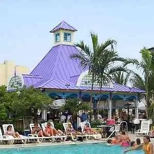 Plim Plaza